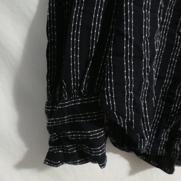 LOFT | large | Black Long Sleeve Button-Up Shirt | White Striped Stitching - Picture 5 of 14